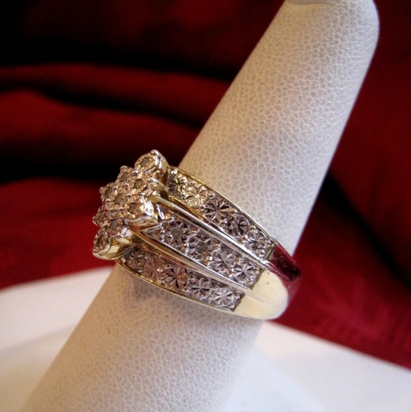 VERMEIL OVER STERLING SILVER .13 CTW DIAMOND CLUSTER RING SIZE SIZE 7 - Picture 4 of 6